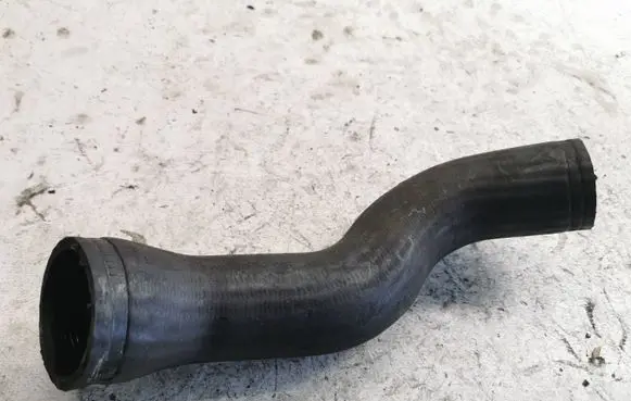 Volvo V70 Intercooler hose/pipe