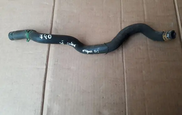 Renault Megane III Engine coolant pipe/hose