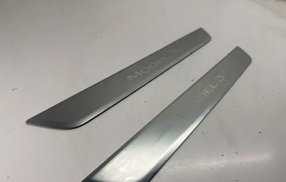 Tesla Model 3 Front sill trim cover 150476300A