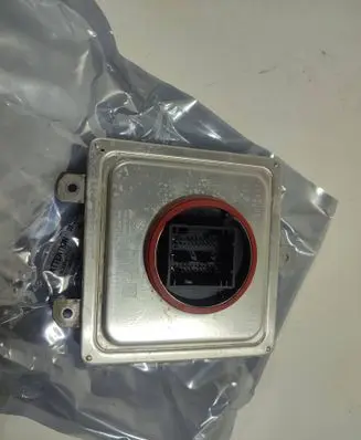 BMW 3 G20 G21 LED ballast control module 7933359