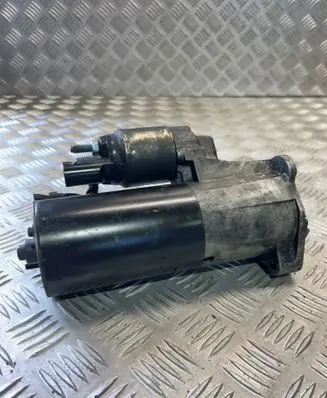 Audi A4 S4 B7 8E 8H Starter motor 03G911023