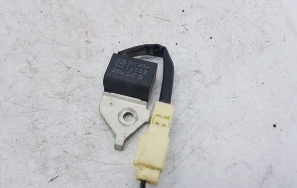 Toyota Avensis T250 Sensor 9008088002