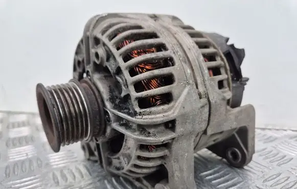 BMW 5 E39 Generator/alternator 7501690 0124515050