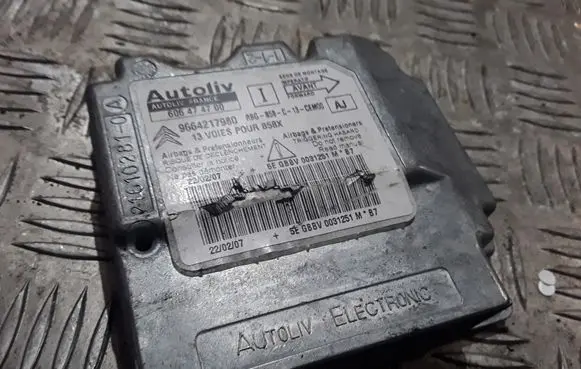 Citroen C4 I Picasso Airbag control unit/module 606474700