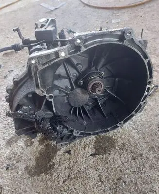 Mazda 3 I Manual 5 speed gearbox R3T9A