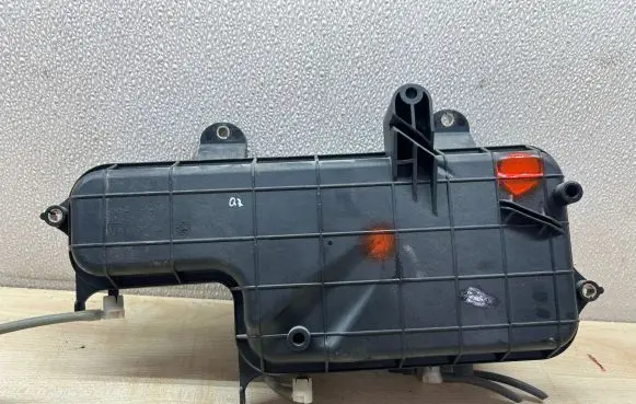 Mercedes-Benz E W211 Vacuum air tank A2118000019