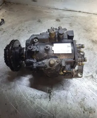 Opel Zafira A Fuel injection high pressure pump 0470504015 24413103