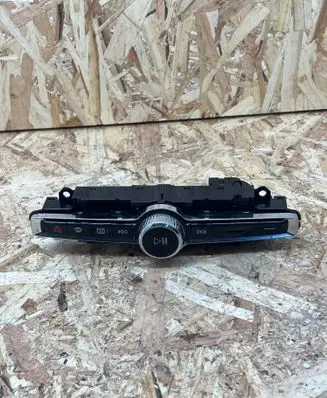 Volvo XC40 A set of switches 31456673 20W422 T20420119401