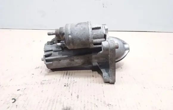 Ford Fiesta Starter motor 8V2111000AD