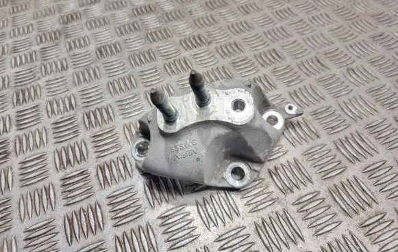 Honda CR-V Gearbox mounting bracket 55swc