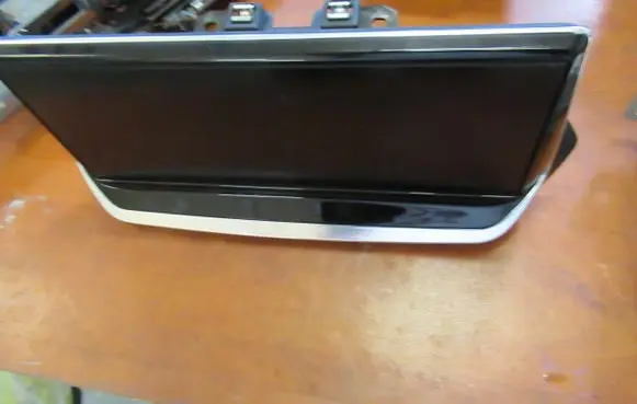 Peugeot 208 Screen/display/small screen 9824619980
