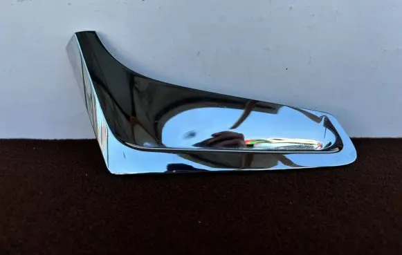 BMW 7 G11 G12 Fender end trim 51137347378