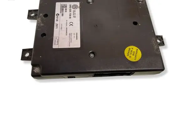 Volkswagen Golf VI Bluetooth control unit module 5N0035730B N136Z571 00233D0BE27A