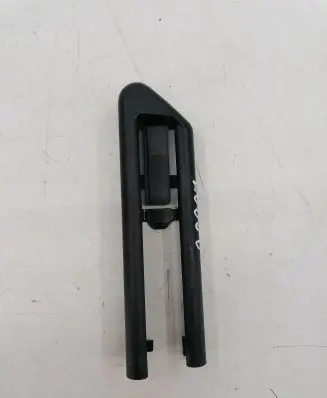 BMW X5 E70 Front driver seat rail trim 7302204