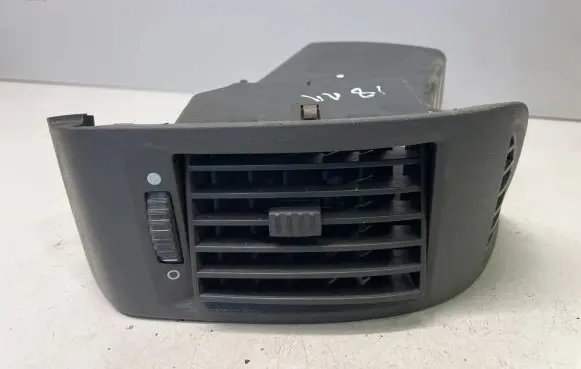 Citroen Jumper Dashboard side air vent grill/cover trim 385822