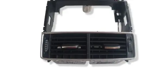 Audi A8 S8 D3 4E Rear air vent grill 4E0819203