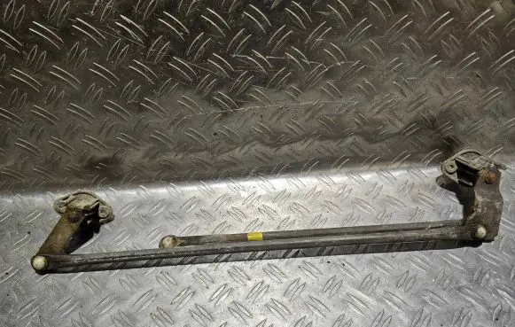 Mazda 323 F Front wiper linkage 