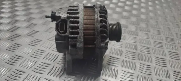 Nissan Juke I F15 Generator/alternator 23100BV80A