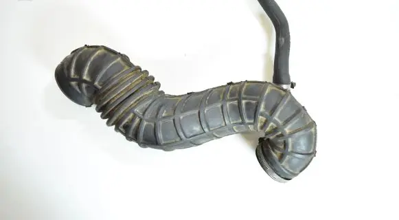 Audi A6 S6 C4 4A Air intake hose/pipe 046103221A 4A0145747A