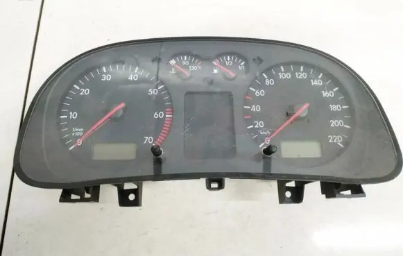 Volkswagen Golf IV Speedometer (instrument cluster) 1j0919861 0263611000