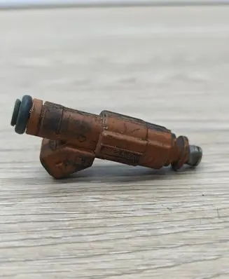 Volvo XC90 Fuel injector 9186340