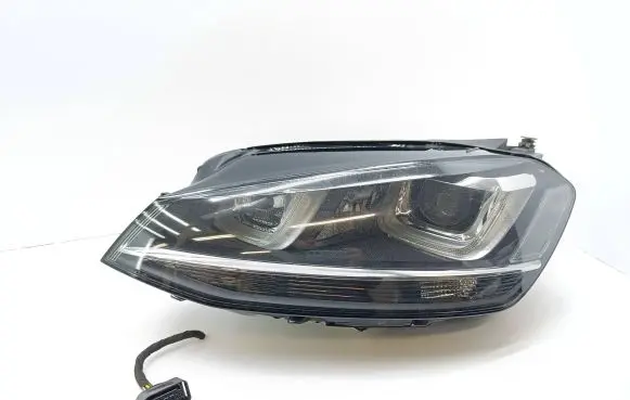 Volkswagen Golf VII Headlight/headlamp 5G1941751 8K0941597E 3D941329