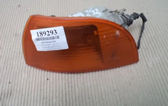 Fiat Punto (176) Front indicator light
