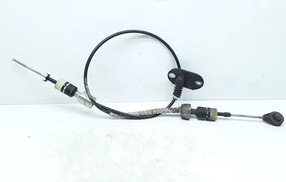 Volvo XC70 Gear shift cable linkage