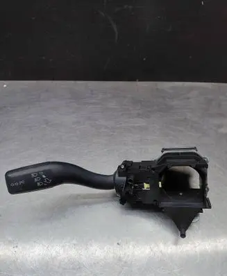 Audi A6 S6 C6 4F Indicator stalk 4E0953513G