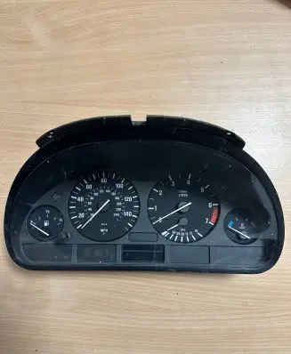 BMW 5 E39 Speedometer (instrument cluster) 62116907016 110008735110