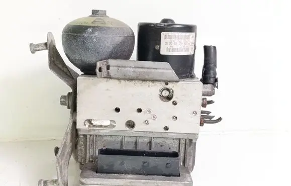 Mercedes-Benz E W211 ABS Pump A0054318112 0265250098