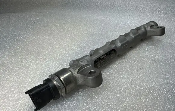 Hyundai i40 Fuel main line pipe 0445214181 314002A420 360707