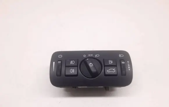 Volvo V70 Light switch 30739415 04066302
