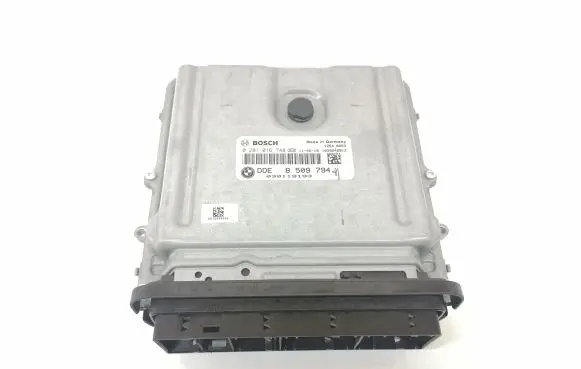 BMW 5 F10 F11 Engine control unit/module 8509794 0281016748