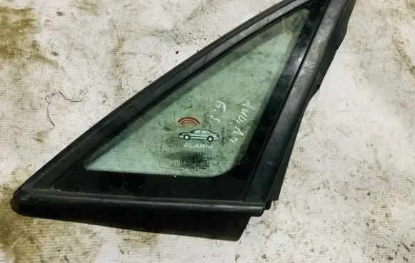 Audi A4 S4 B5 8D Rear side window