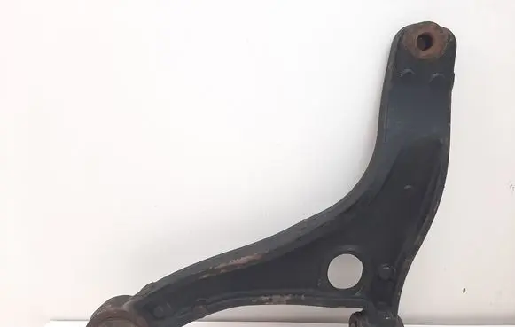 Nissan NV400 Front lower control arm/wishbone