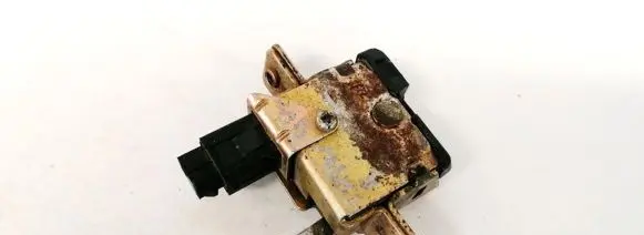 BMW 5 E34 Tailgate/trunk/boot lock/catch/latch 19446900