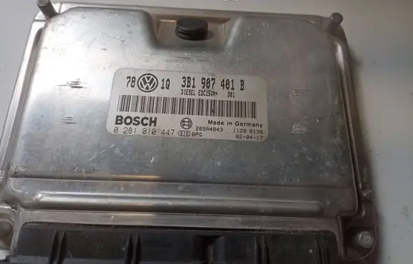 Volkswagen PASSAT B5.5 Engine control unit/module 3B1907401B 28SA4843 0281010447