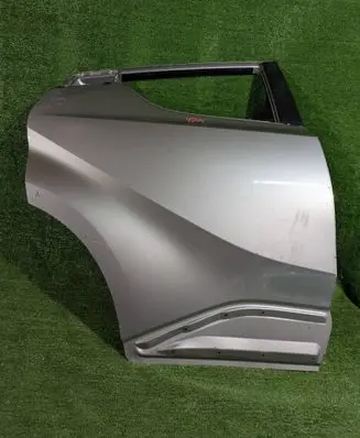 Toyota C-HR I Rear door 