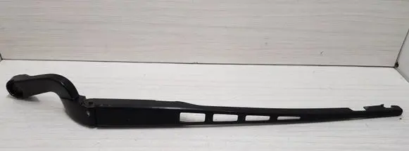 Front wiper blade arm