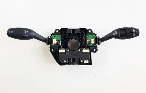 Mini Cooper Countryman F60 Wiper turn signal indicator stalk/switch 6827362