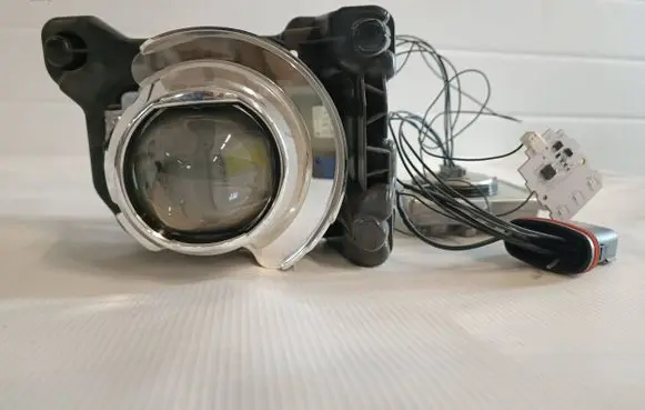 Ford Edge II Headlight/headlamp