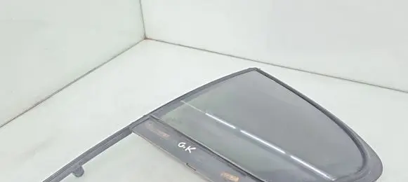 BMW 7 G11 G12 Rear vent window glass E000184