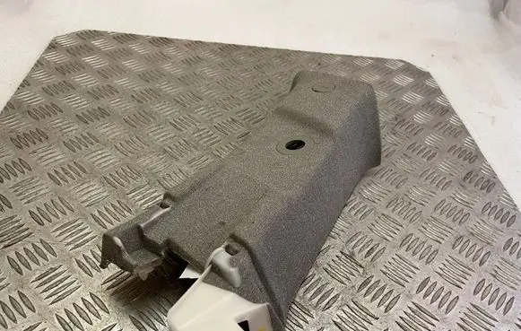 (C) pillar trim