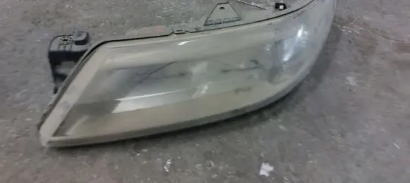 Renault Laguna II Headlight/headlamp 8200163323 89006908