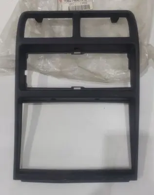 Suzuki Swift I Radio/GPS head unit trim 7382160E105PK