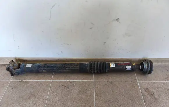 Jeep Wrangler Front prop shaft P68272524AA 68272524AA