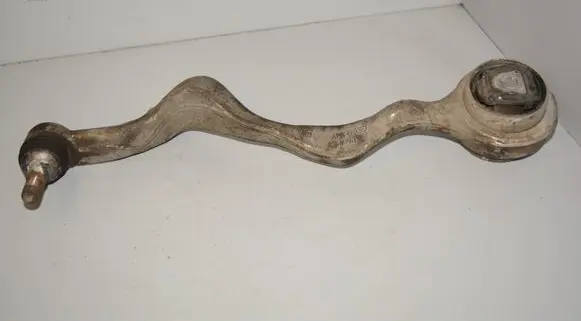 BMW 1 E81 E87 Front lower control arm/wishbone