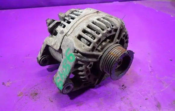 Opel Corsa D Generator/alternator 