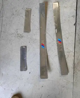 BMW X3 E83 Rear sill (body part)
